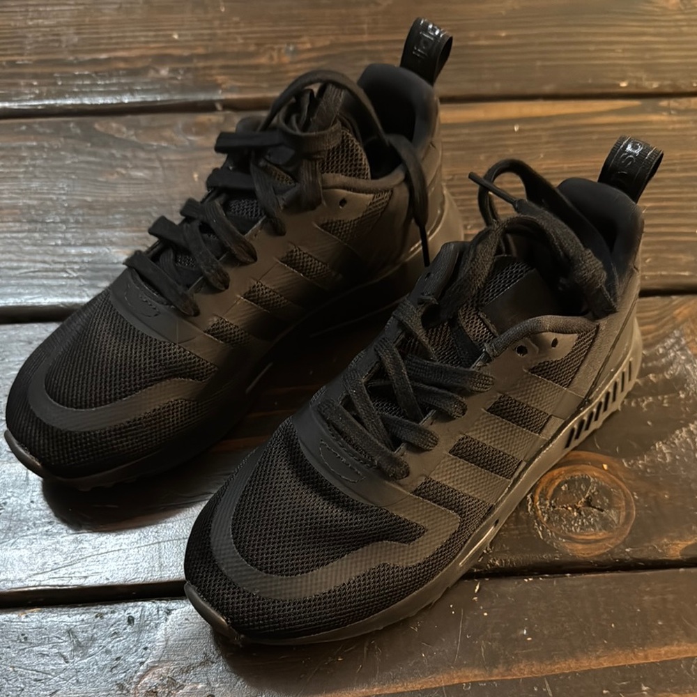 Adidas Boys Multix Sneakers size 1